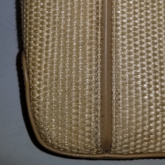 Vintage Nine West Faux Basket Weave - Small Bag - Picture 3 of 9